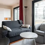 Beautiful Bright Apartment Quai De Seine